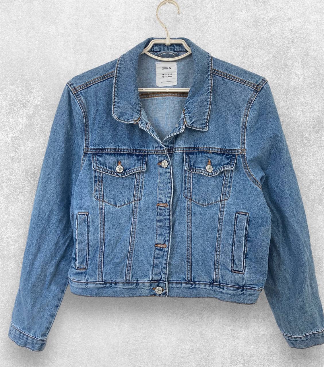 Bride jean jacket, Painted custom denim jacket, wedding denim jacket, lesbian wedding jacket, lesbian bride jacket, custom jean jacket, pride jean jacket.