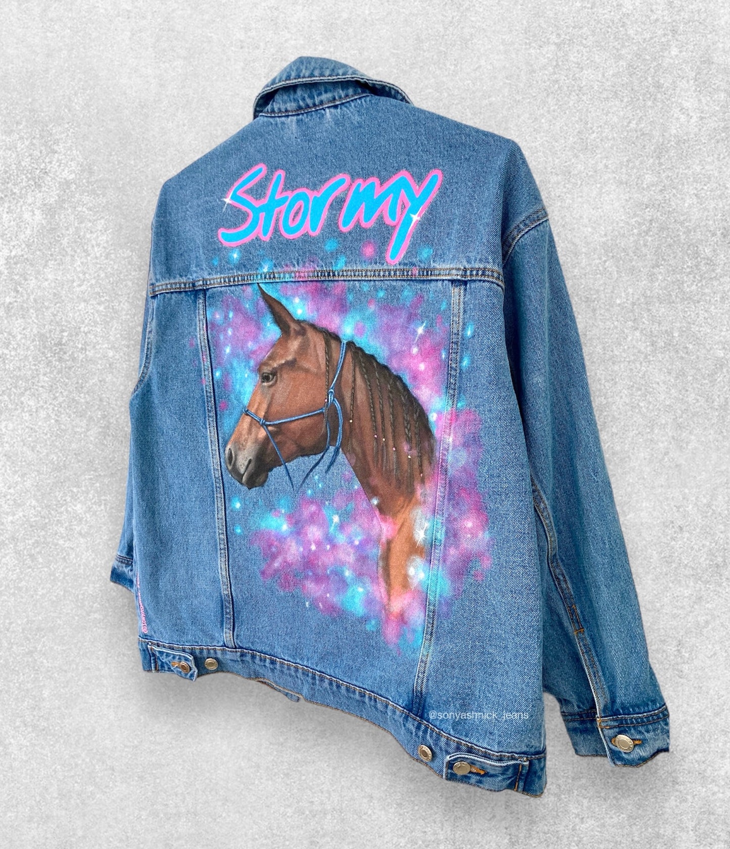 Painted denim jacket, custom jean jacket, horse gift, gift for horse lover, horse denim jacket, cowgirl jacket.